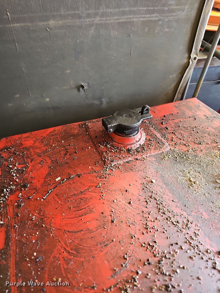 image for item MP9500 Oil tank