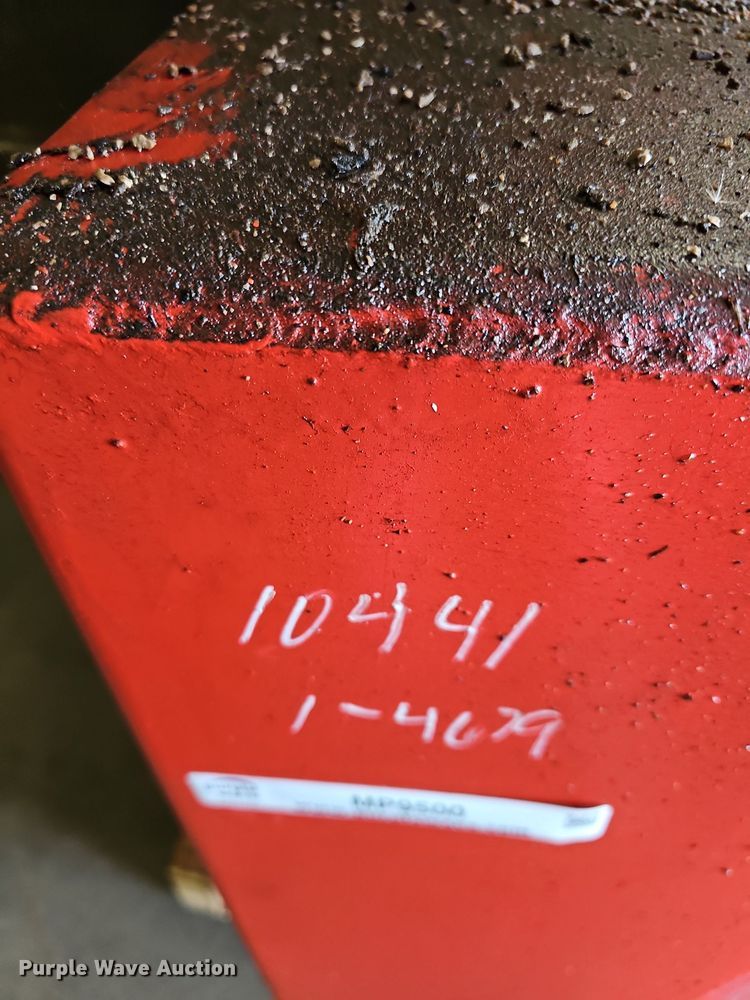 image for item MP9500 Oil tank