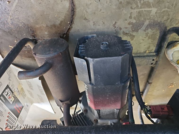 image for item MP9502 2001 Homelite LRXE5600  generator