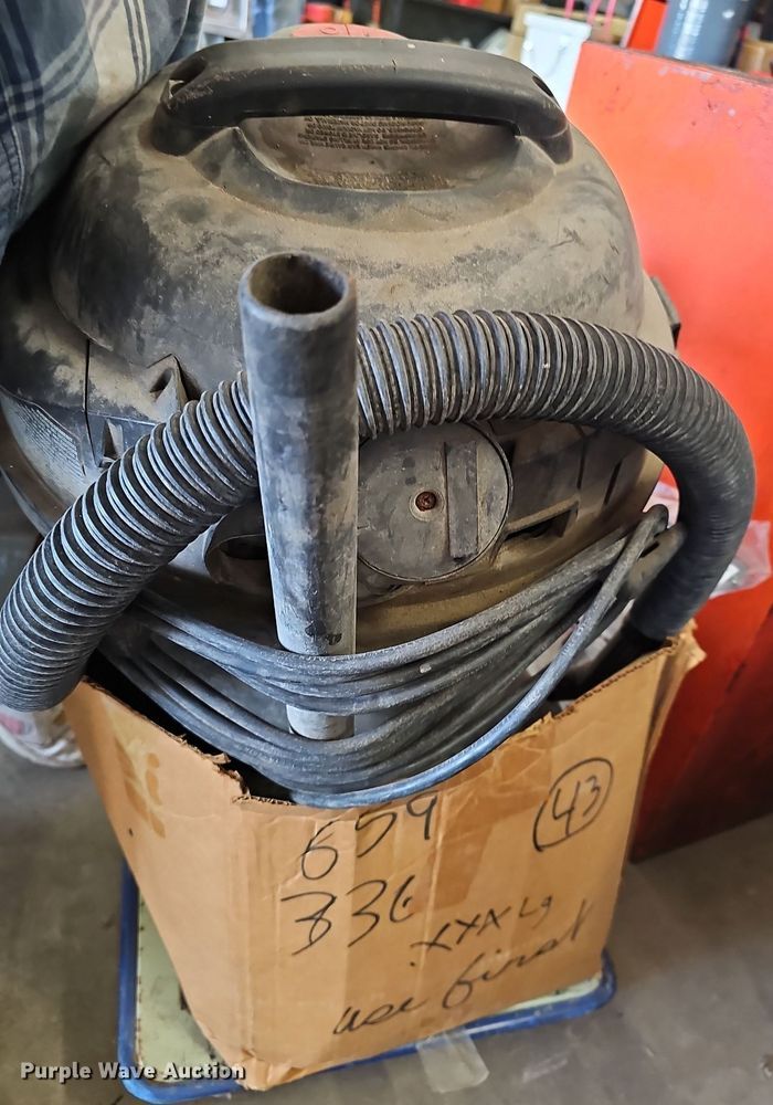 image for item MP9504 Dayton 3VE20  vacuum