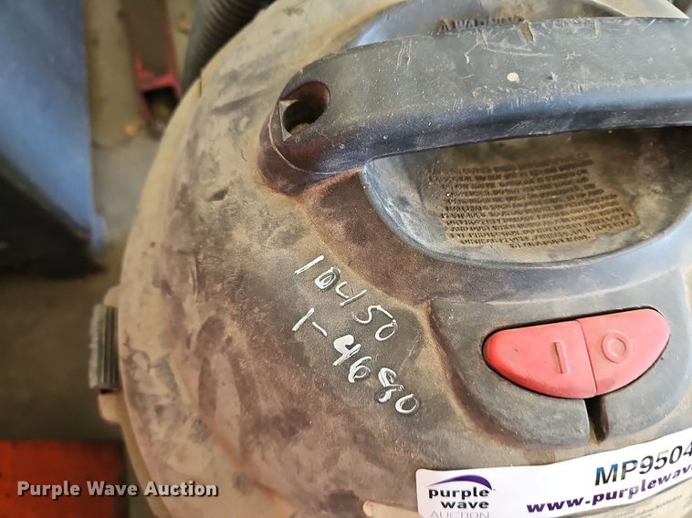 image for item MP9504 Dayton 3VE20  vacuum