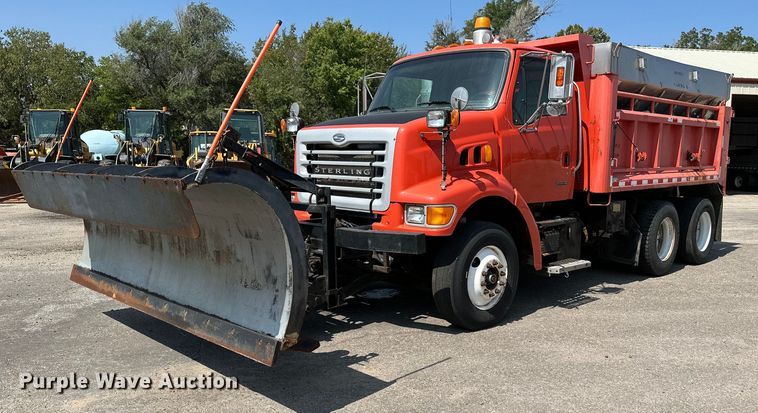 image for item NF9134 2003 Sterling LT7501  dump truck