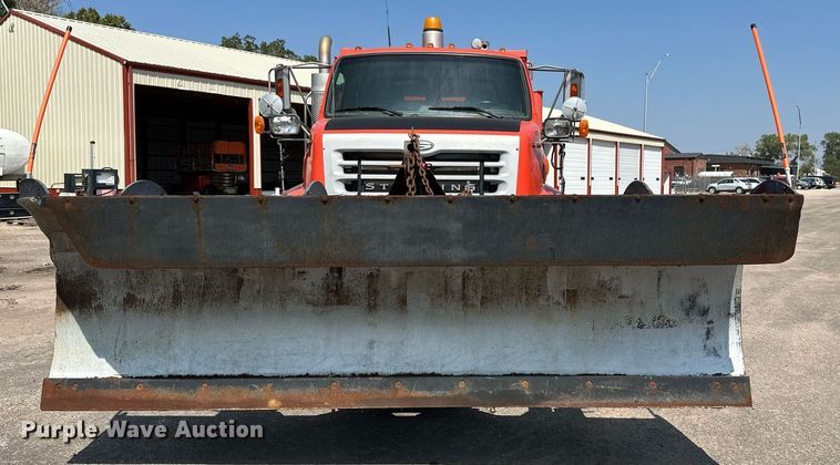 image for item NF9134 2003 Sterling LT7501  dump truck