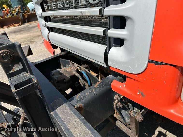 image for item NF9134 2003 Sterling LT7501  dump truck