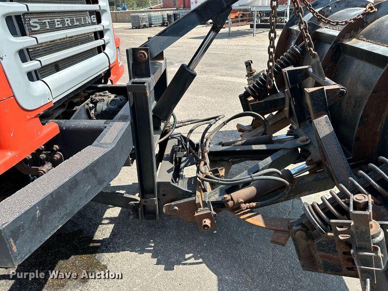 image for item NF9134 2003 Sterling LT7501  dump truck