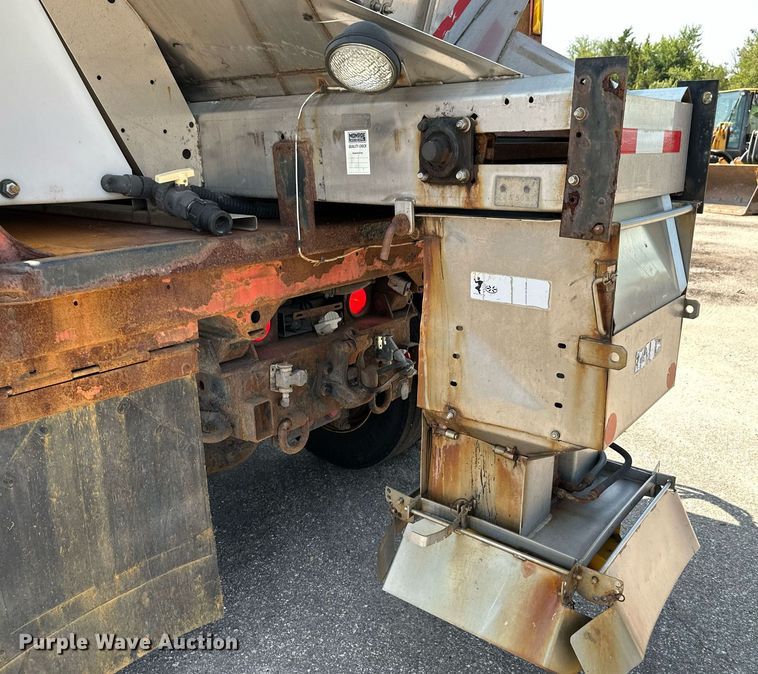 image for item NF9134 2003 Sterling LT7501  dump truck