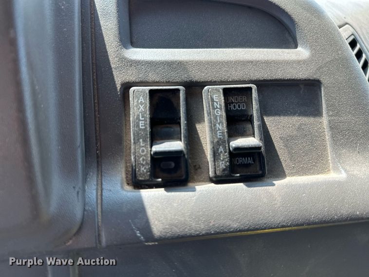 image for item NF9134 2003 Sterling LT7501  dump truck