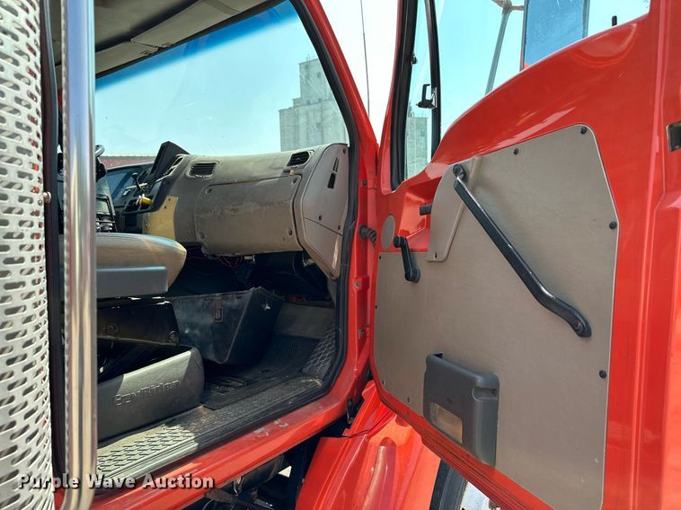 image for item NF9134 2003 Sterling LT7501  dump truck