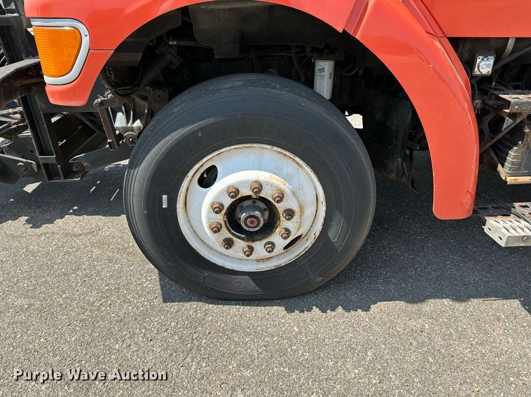 image for item NF9134 2003 Sterling LT7501  dump truck