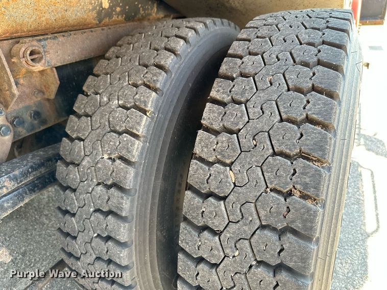 image for item NF9134 2003 Sterling LT7501  dump truck