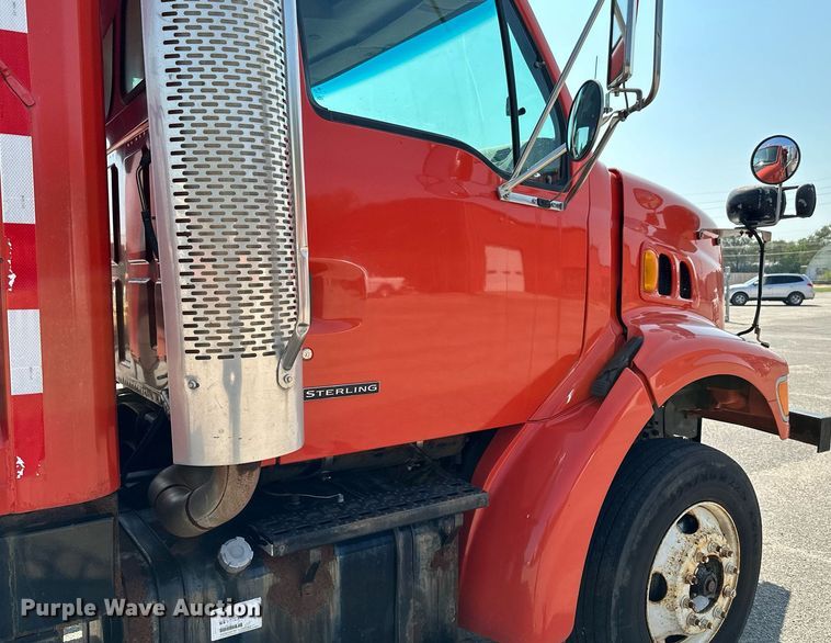 image for item NF9138 2003 Sterling LT7501  dump truck