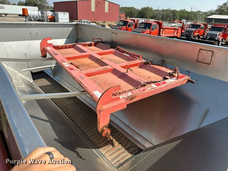 image for item NF9138 2003 Sterling LT7501  dump truck