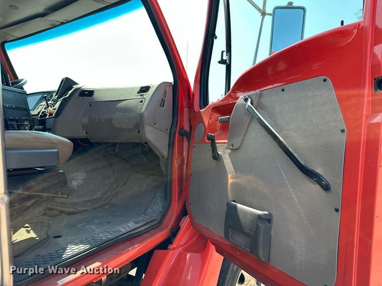 image for item NF9138 2003 Sterling LT7501  dump truck