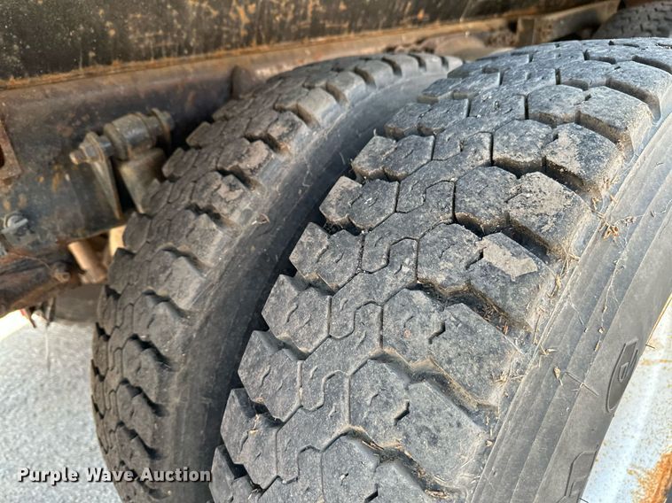 image for item NF9138 2003 Sterling LT7501  dump truck