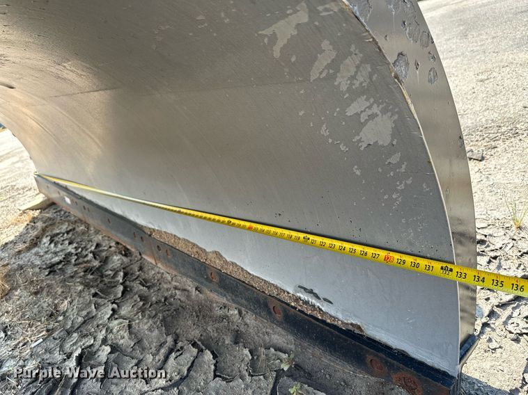 image for item NF9138 2003 Sterling LT7501  dump truck