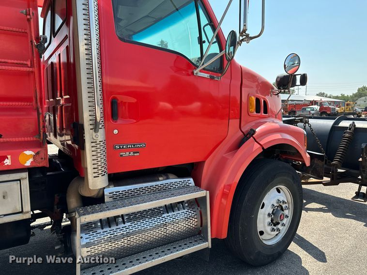 image for item NF9139 2009 Sterling LT7501  dump truck