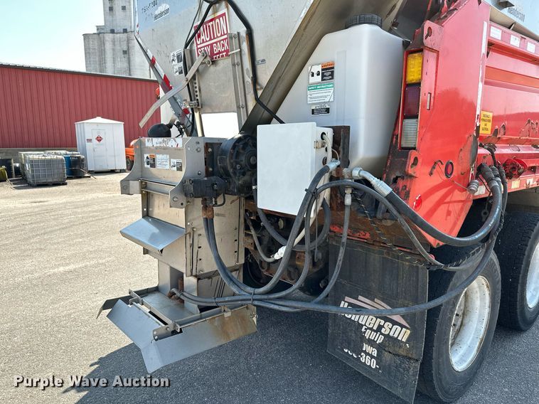 image for item NF9139 2009 Sterling LT7501  dump truck