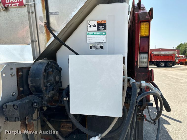 image for item NF9139 2009 Sterling LT7501  dump truck