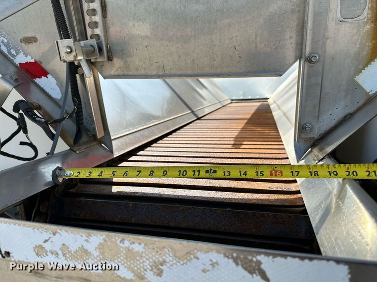 image for item NF9139 2009 Sterling LT7501  dump truck