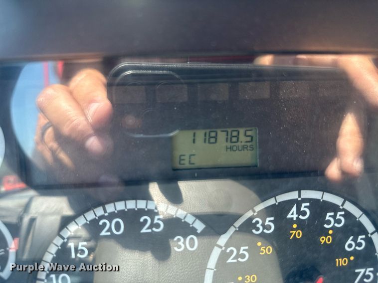 image for item NF9139 2009 Sterling LT7501  dump truck