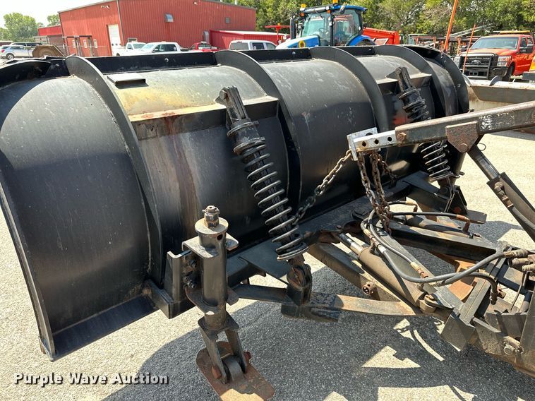 image for item NF9140 2005 Sterling LT7500  dump truck