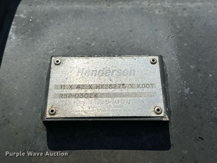 image for item NF9140 2005 Sterling LT7500  dump truck