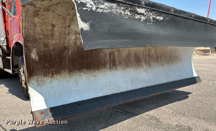 image for item NF9140 2005 Sterling LT7500  dump truck