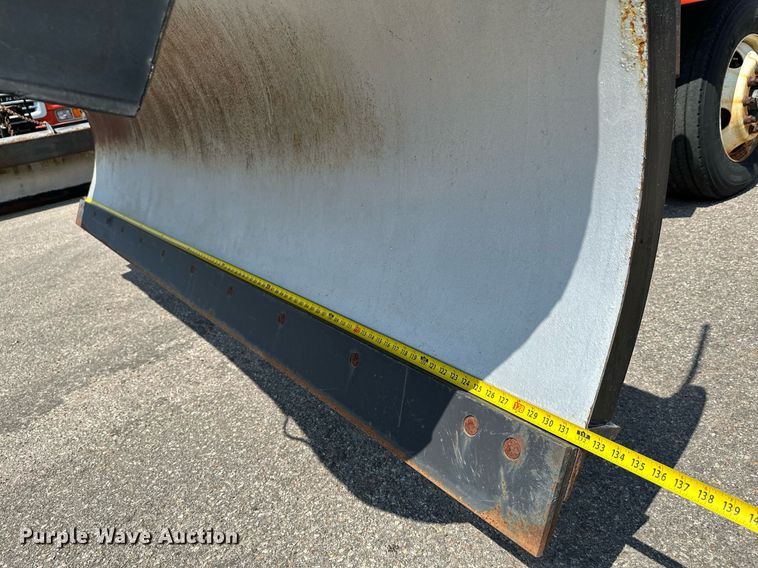 image for item NF9140 2005 Sterling LT7500  dump truck