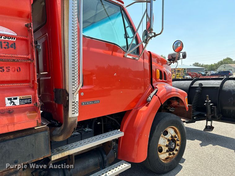 image for item NF9140 2005 Sterling LT7500  dump truck