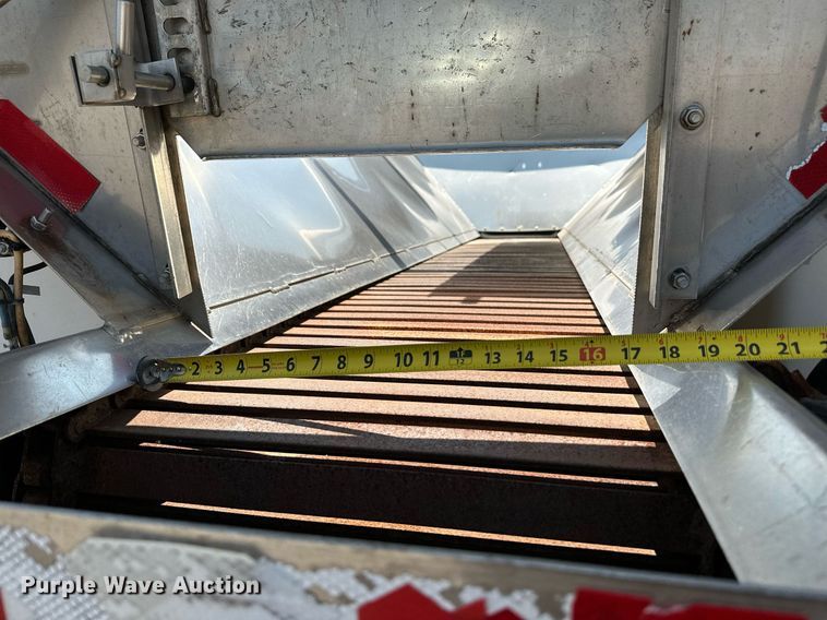 image for item NF9140 2005 Sterling LT7500  dump truck