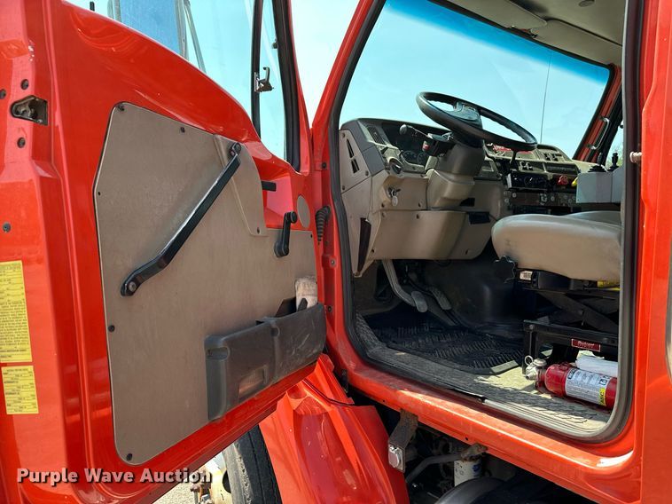 image for item NF9140 2005 Sterling LT7500  dump truck