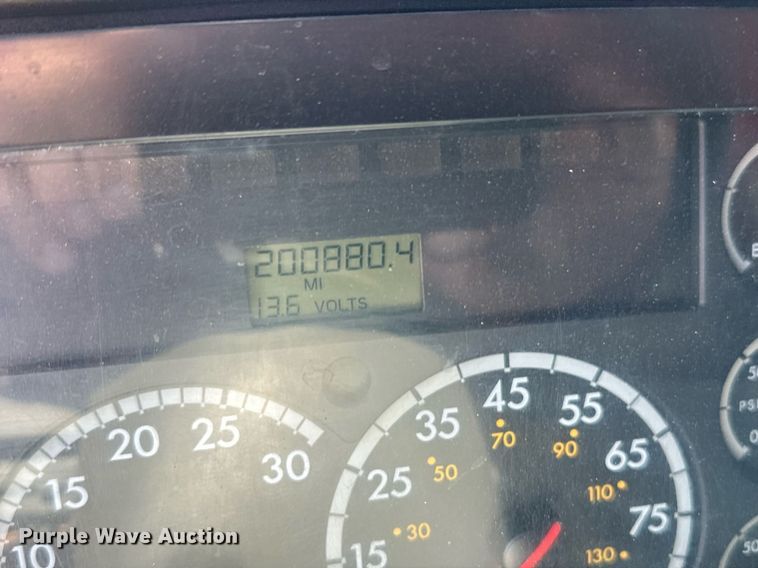 image for item NF9140 2005 Sterling LT7500  dump truck