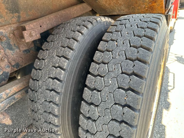 image for item NF9140 2005 Sterling LT7500  dump truck