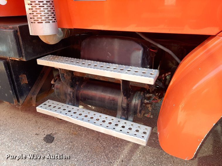 image for item NF9141 2006 Sterling LT7500  dump truck