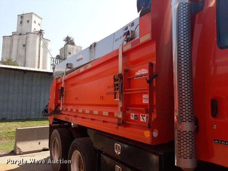 image for item NF9141 2006 Sterling LT7500  dump truck