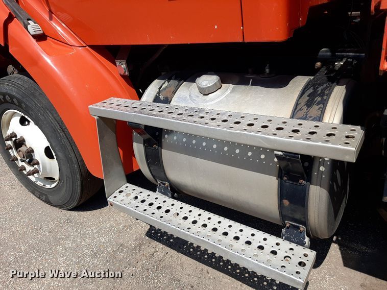 image for item NF9141 2006 Sterling LT7500  dump truck