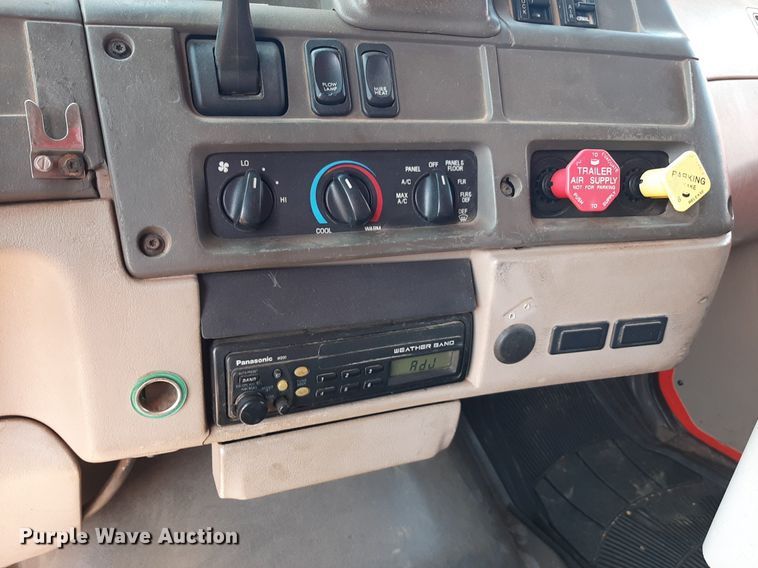 image for item NF9141 2006 Sterling LT7500  dump truck