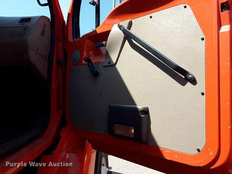 image for item NF9141 2006 Sterling LT7500  dump truck