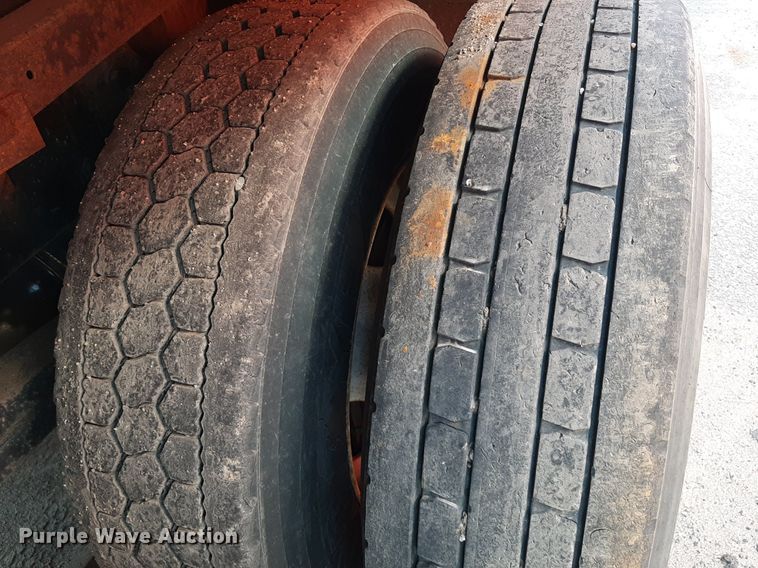 image for item NF9141 2006 Sterling LT7500  dump truck