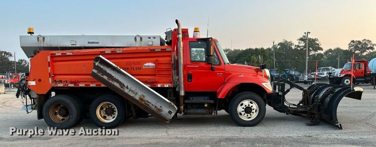 image for item NF9164 2007 International 7400  dump truck