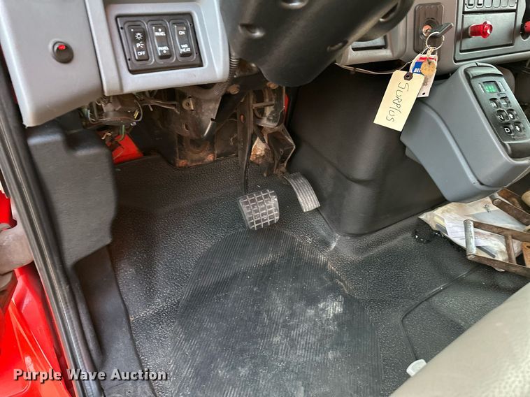 image for item NF9164 2007 International 7400  dump truck