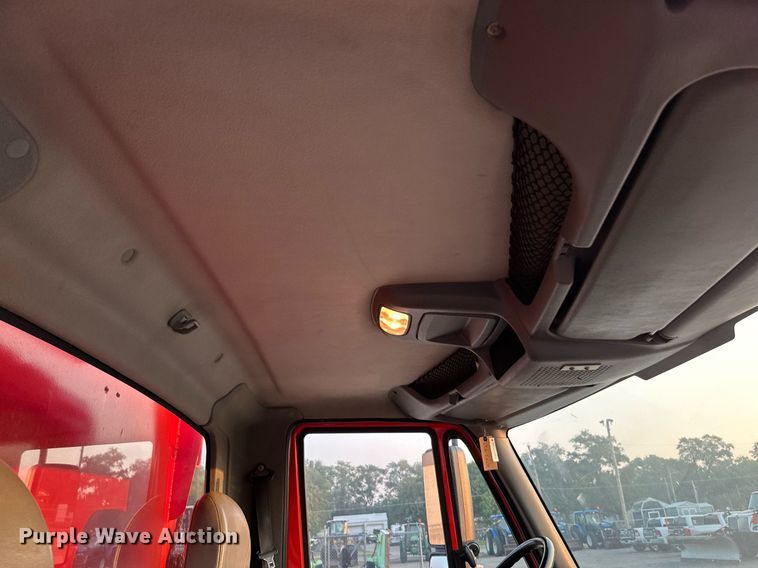 image for item NF9164 2007 International 7400  dump truck