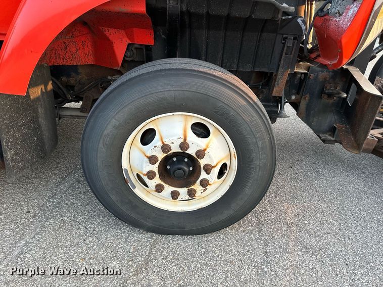 image for item NF9164 2007 International 7400  dump truck