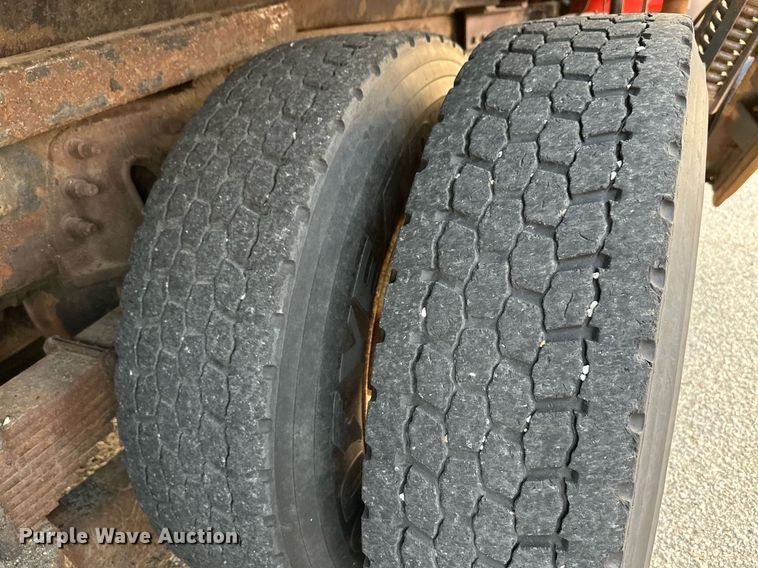 image for item NF9164 2007 International 7400  dump truck