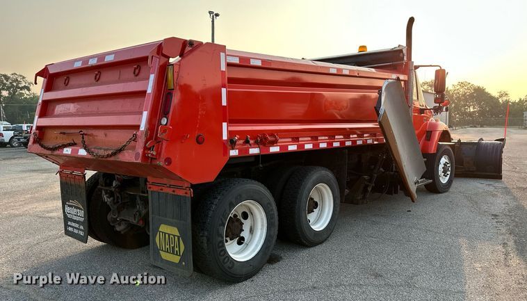 image for item NF9165 2007 International 7500  dump truck