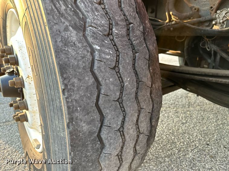 image for item NF9165 2007 International 7500  dump truck