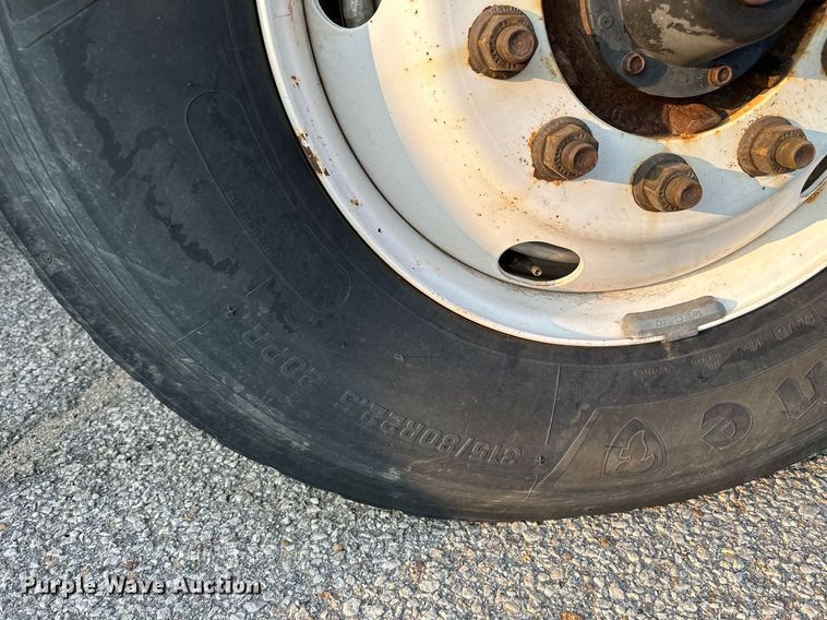 image for item NF9165 2007 International 7500  dump truck