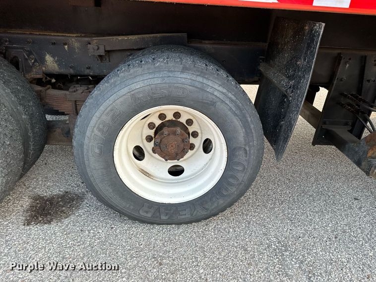 image for item NF9165 2007 International 7500  dump truck