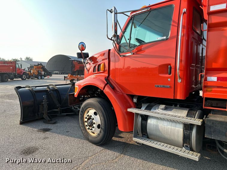 image for item NF9166 2006 Sterling LT7500  dump truck