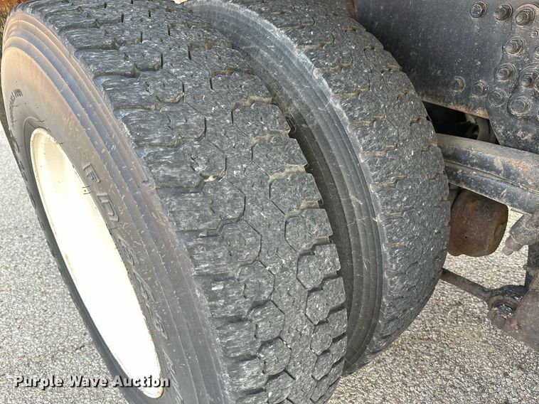 image for item NF9166 2006 Sterling LT7500  dump truck